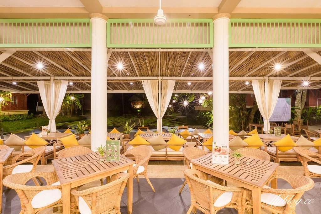 泰國普吉島｜Ma Doo Bua Cafe．普吉島最夯的網美餐廳，躺在大王荷花池上拍照打卡 @飛天璇的口袋