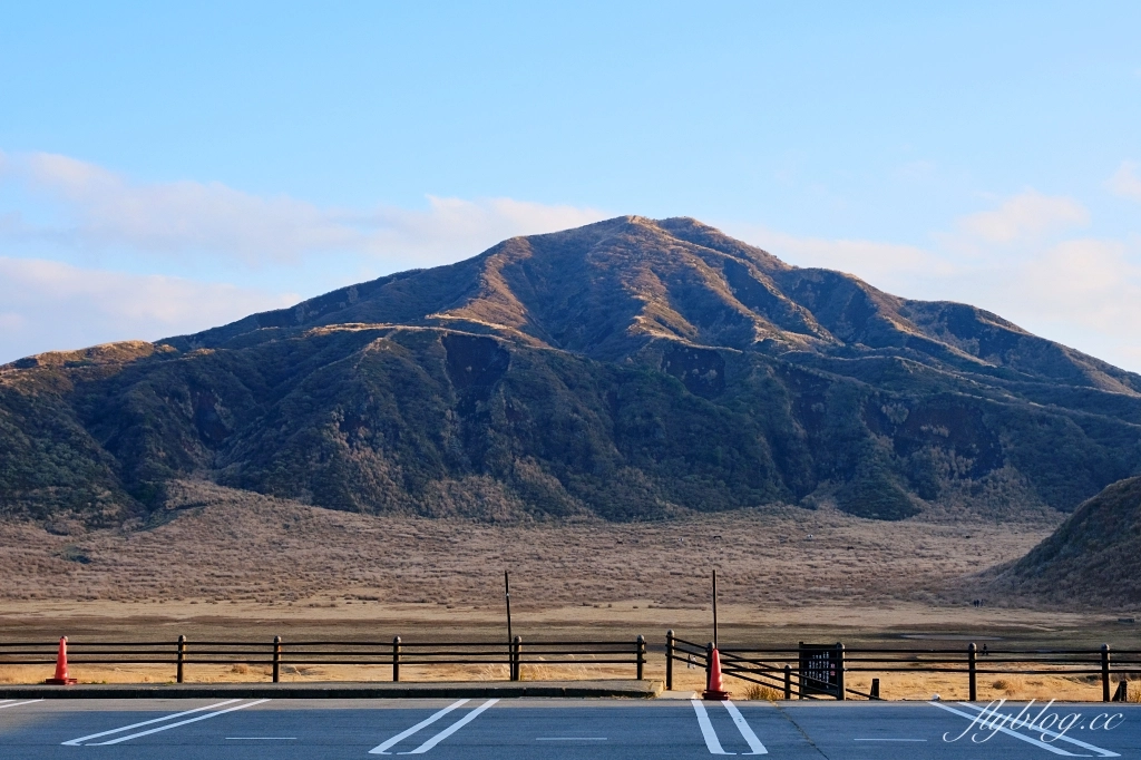 日本熊本｜草千里之濱．阿蘇火山一望無際大草原，可以騎馬和參觀博物館 @飛天璇的口袋