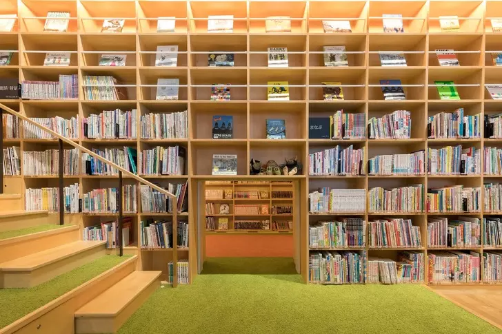 日本佐賀｜武雄市圖書館．結合星巴克和蔦屋書局，佐賀最美的圖書館 @飛天璇的口袋