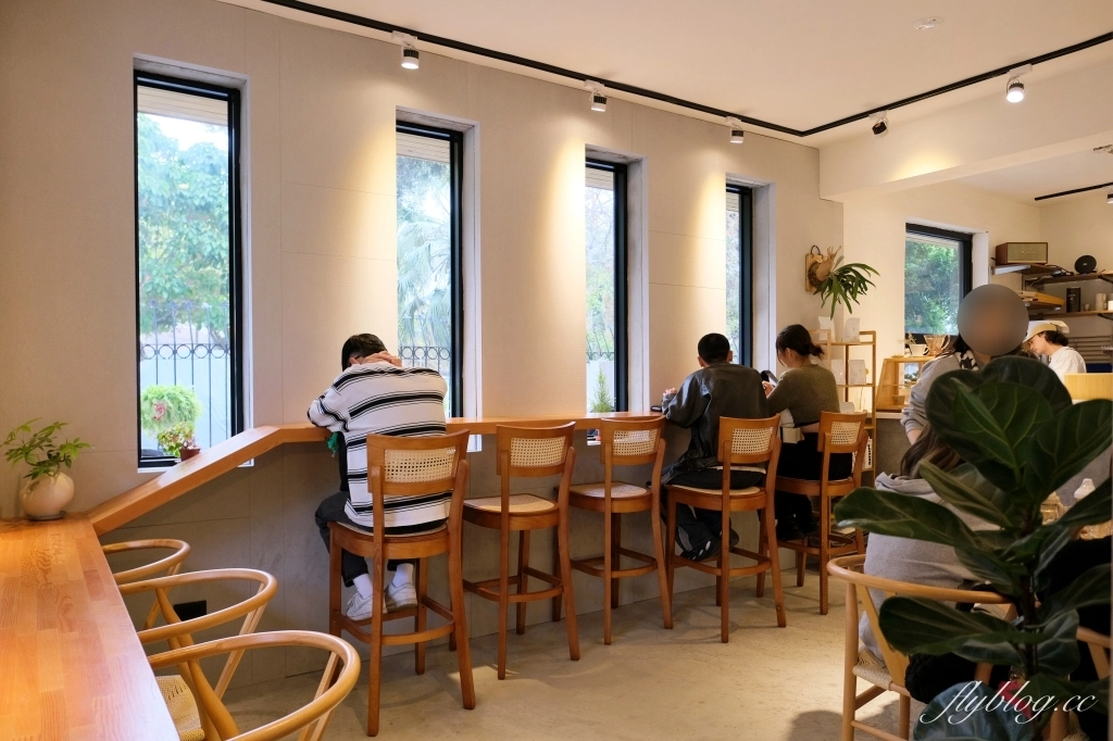 台中南屯｜桴汌咖啡．隱身黎明新村巷子裡，充滿日式風情的咖啡館 @飛天璇的口袋