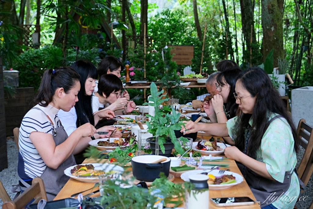 台中新社｜薰衣草森林．森林裡的午餐享饗，香草親密體驗一日遊 @飛天璇的口袋
