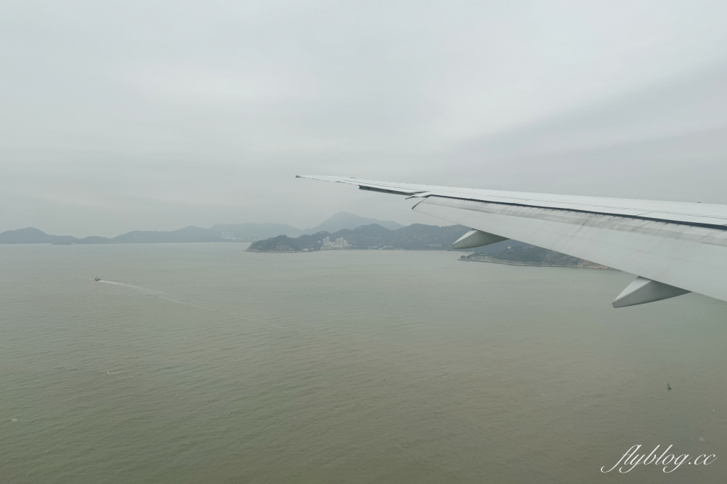 澳門旅遊｜長榮航空BR801 台北–澳門 波音777-300ER，機上座位及飛機餐分享 @飛天璇的口袋