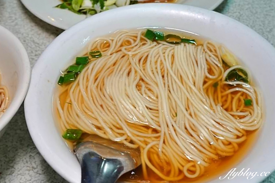 台中西區｜湖南味牛肉麵．一天只營業3小時，台灣500碗推薦 @飛天璇的口袋