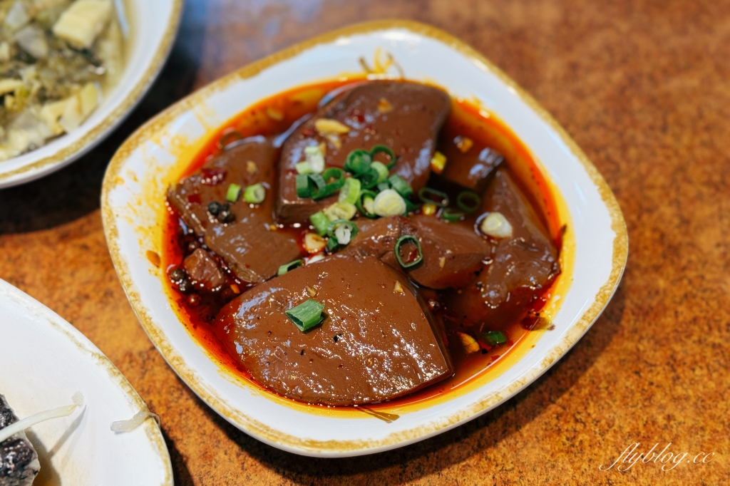 台中北屯｜鵝庄．自家農場養殖，台中好吃鵝肉加一，還有附設停車場 @飛天璇的口袋