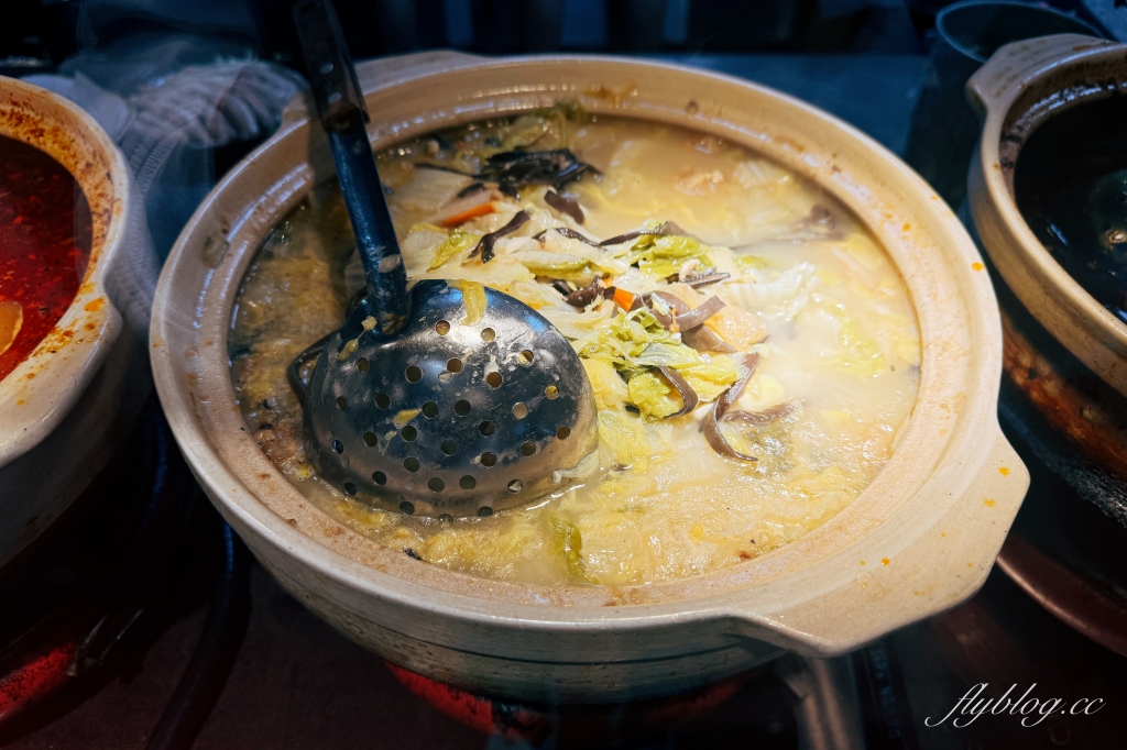 台中北屯｜鵝庄．自家農場養殖，台中好吃鵝肉加一，還有附設停車場 @飛天璇的口袋