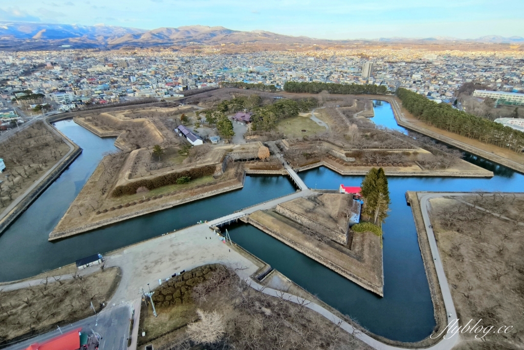 日本北海道｜五稜郭公園．函館三大必訪景點，登上五稜郭塔欣賞四季之美 @飛天璇的口袋