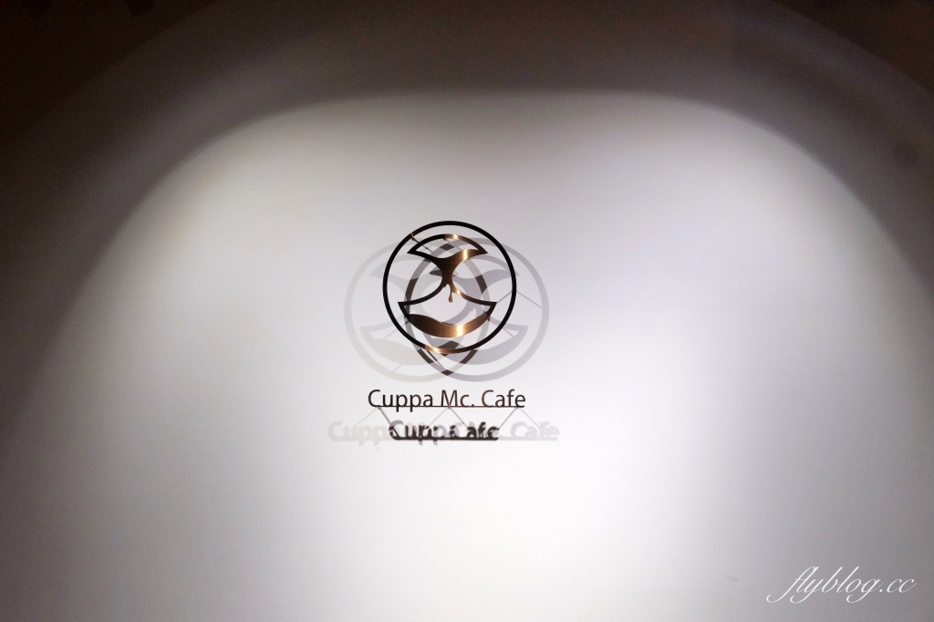 台中西區｜Cuppa Mc Cafe 美村店．台中露營風早午餐店，咖啡甜點也有水準 @飛天璇的口袋