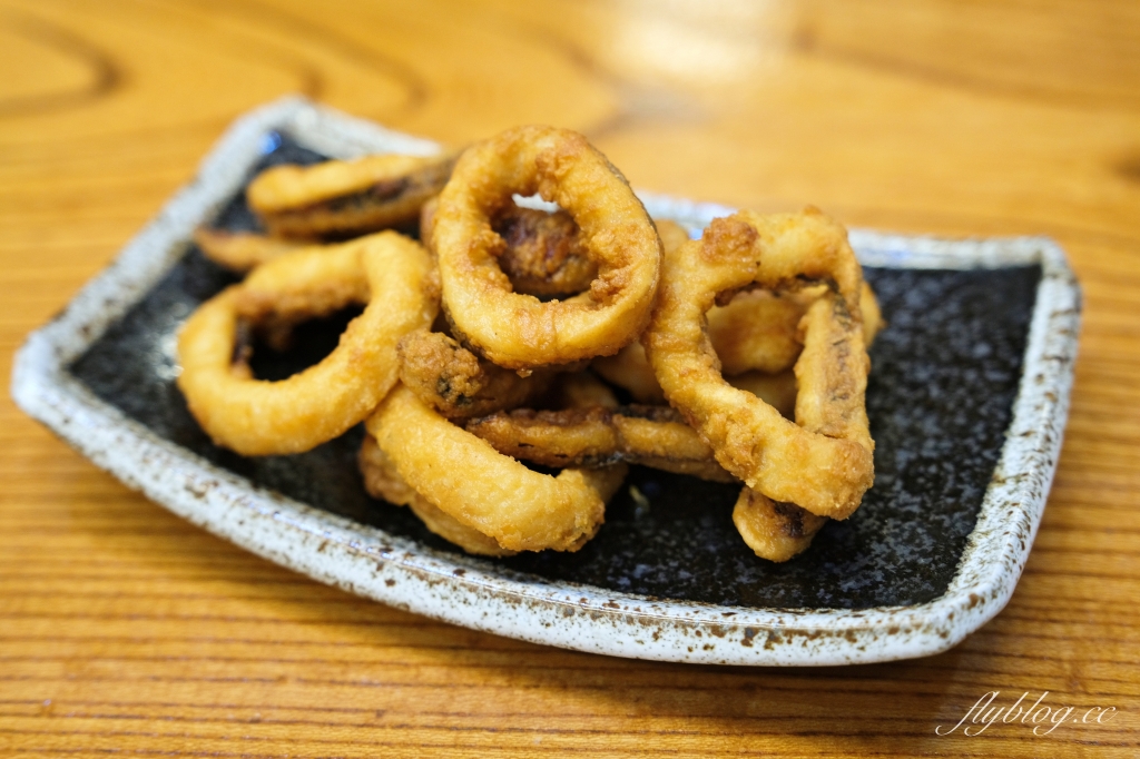 日本北海道｜函館朝市．早餐吃得到帝王蟹，海鮮丼新鮮便宜又好吃 @飛天璇的口袋