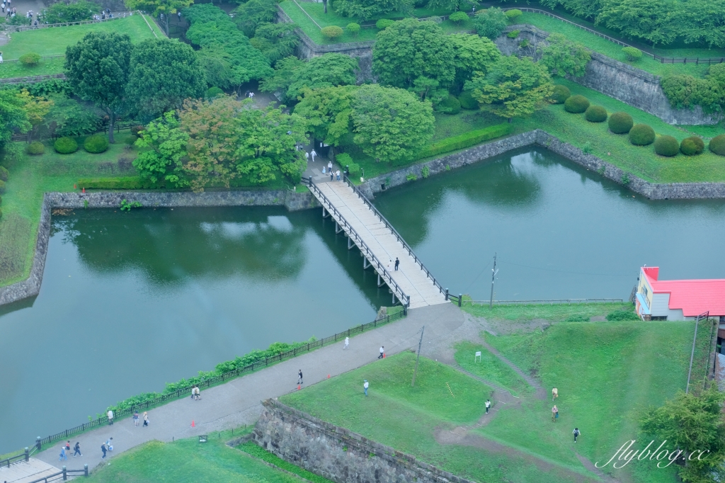 日本北海道｜五稜郭公園．函館三大必訪景點，登上五稜郭塔欣賞四季之美 @飛天璇的口袋