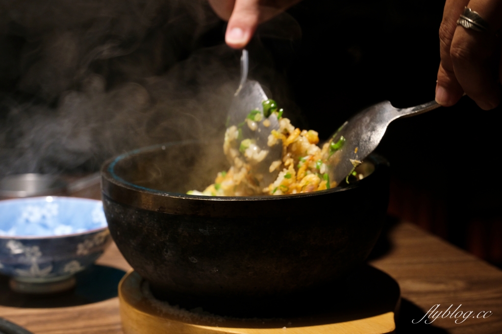 台中西屯｜山鯨本家 HONKE．夢幻珠寶箱和牛饗宴，京都風和服拍照體驗 @飛天璇的口袋