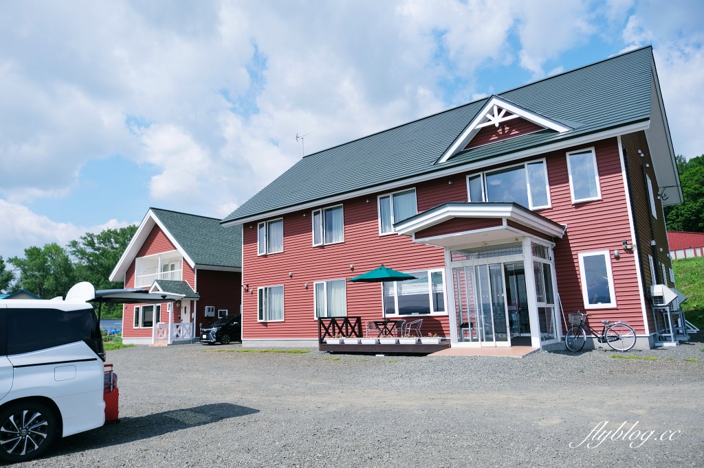 日本北海道｜花藤旅店 hotel hanafuji inn．富良野優質民宿，鄰近富田農場，老闆夫婦會講中文 @飛天璇的口袋