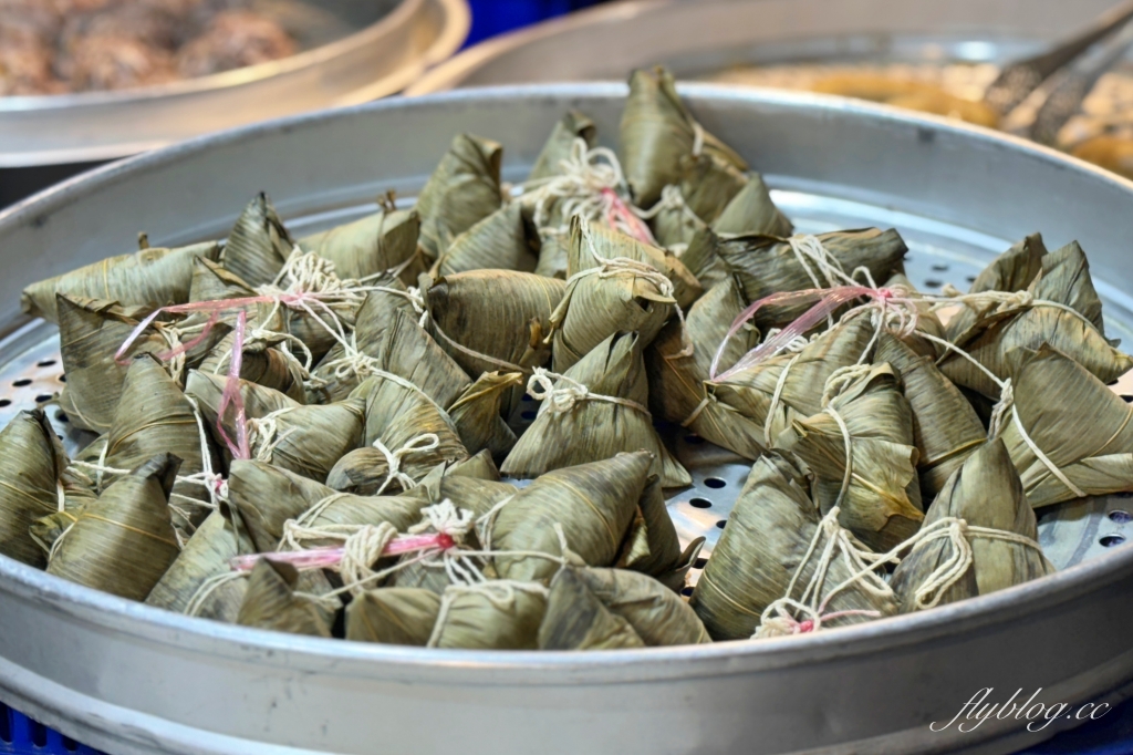 台中南屯｜ 珍碗粿肉粽芋粿巧．每個禮拜營業兩天，南屯市場傳統米食 @飛天璇的口袋