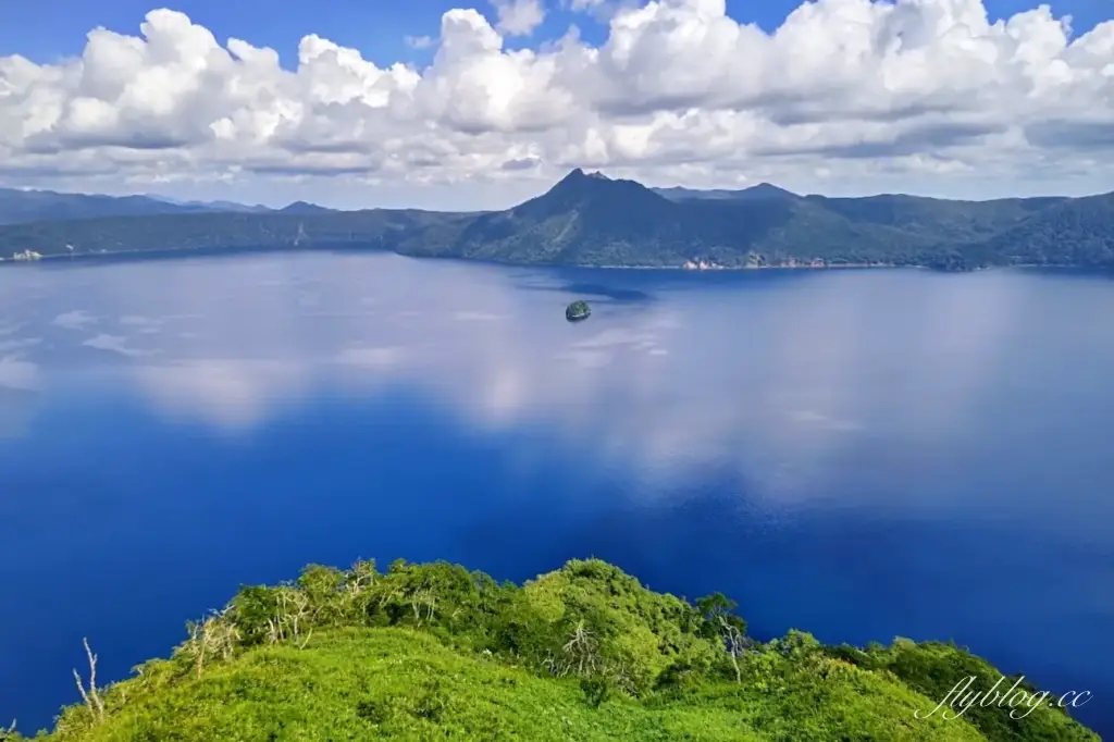 日本北海道｜摩周湖．日本透明度最高湖泊，北海道三個藍之一的摩周藍 @飛天璇的口袋