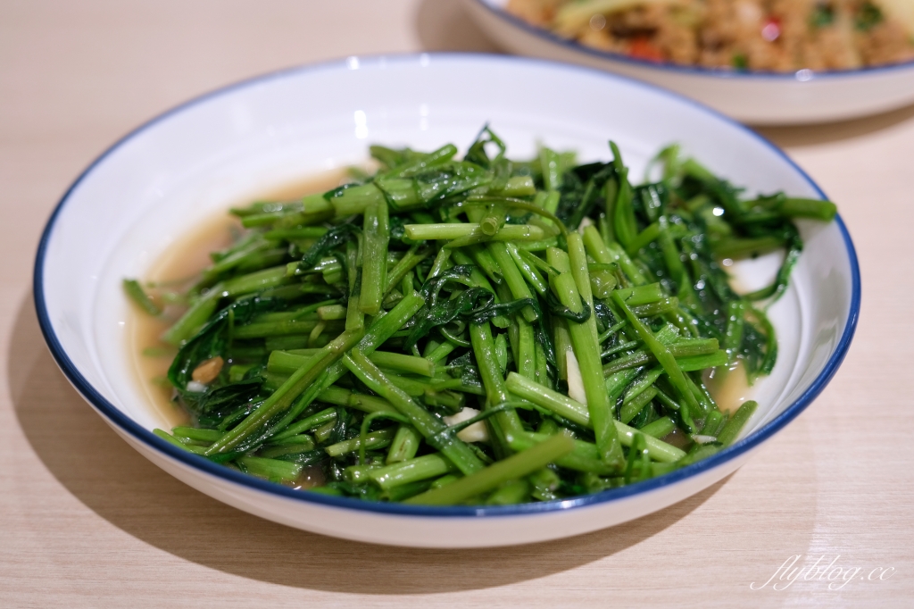 台中北屯｜蜜蜜泰泰式餐廳．單點合菜都可以，大地商場美食餐廳 @飛天璇的口袋