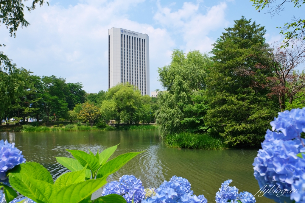 日本北海道｜大通公園烤玉米．4月~10月才吃得到，還可以烤的蒸的各半 @飛天璇的口袋