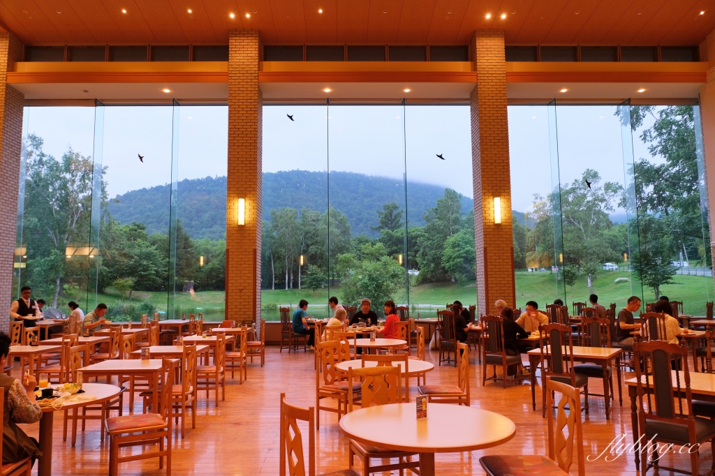 日本北海道｜屈斜路王子大飯店．每個房間都可以眺望湖景，享用百匯晚餐和溫泉泡湯 @飛天璇的口袋