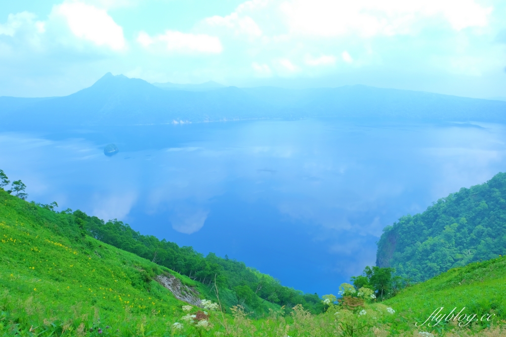 日本北海道｜摩周湖．日本透明度最高湖泊，北海道三個藍之一的摩周藍 @飛天璇的口袋