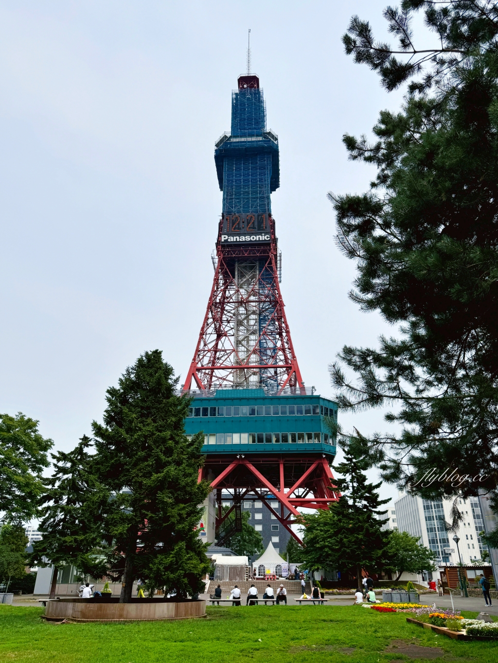 日本北海道｜大通公園．一年四季舉辦不同活動，札幌市中心的小綠洲 @飛天璇的口袋