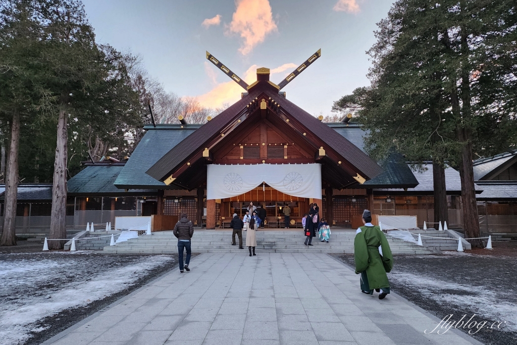 日本北海道｜北海道神宮．札幌必遊景點推薦，還可以品嚐六花亭點心 @飛天璇的口袋