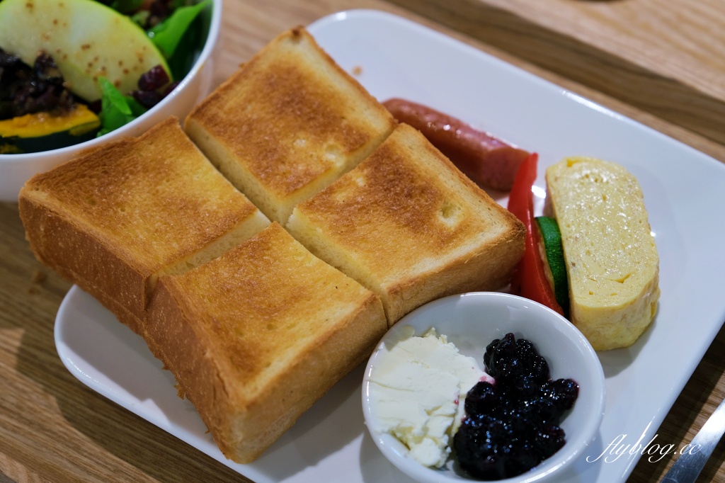 台中南屯｜青林檎．黎明新村老宅咖啡館，提供日常和洋朝食 @飛天璇的口袋