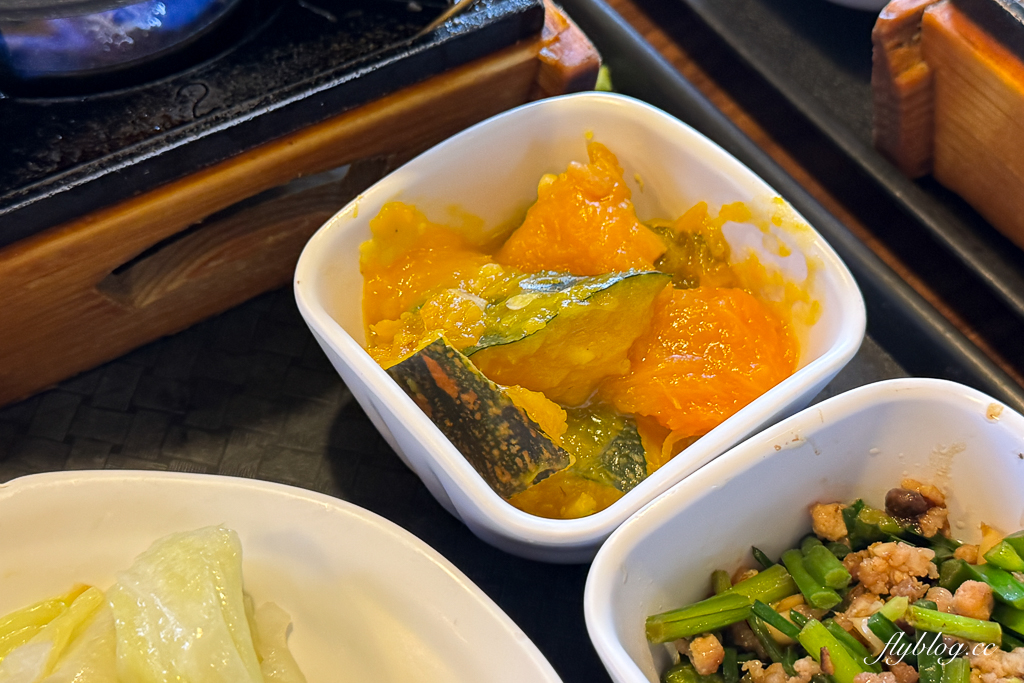 台中北區｜雙漁堂複合式餐廳．中國醫藥大學附近美食，必點麻油雞和牛肉煲 @飛天璇的口袋