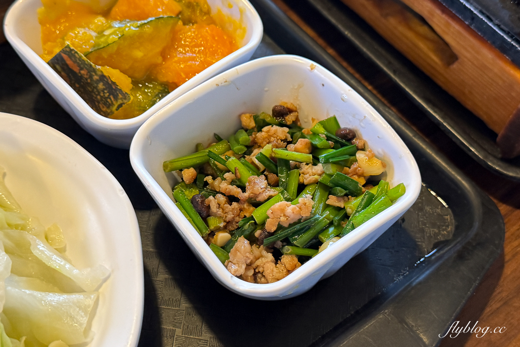 台中北區｜雙漁堂複合式餐廳．中國醫藥大學附近美食，必點麻油雞和牛肉煲 @飛天璇的口袋