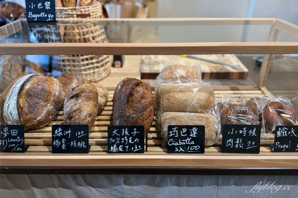 台中西屯｜法式日嚐Quiet Cuisine．台中酸種麵包專賣店，一個禮拜只營業2天 @飛天璇的口袋