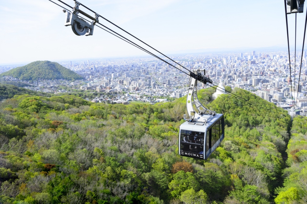 日本北海道｜札幌一日遊．電車一日券玩札幌，白色戀人公園、北海道神宮、大通公園、狸小路，10個札幌美食景點整理 @飛天璇的口袋