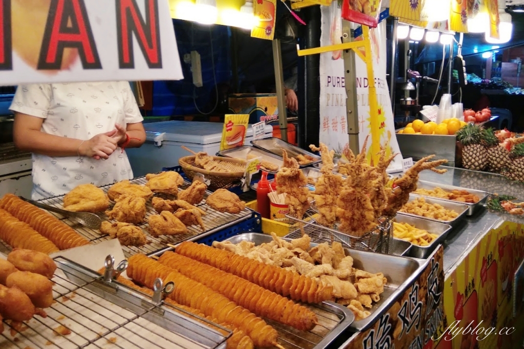 馬來西亞吉隆坡｜亞羅街夜市 Jalan Alor．吉隆坡必逛景點，亞羅街夜市的必吃 @飛天璇的口袋