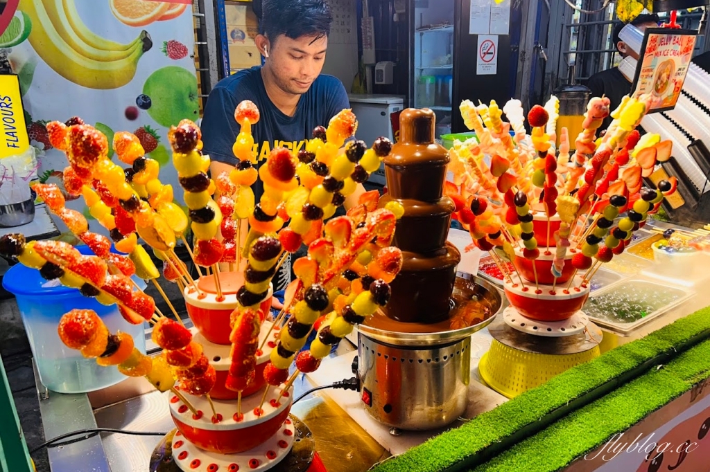 馬來西亞吉隆坡｜亞羅街夜市 Jalan Alor．吉隆坡必逛景點，亞羅街夜市的必吃 @飛天璇的口袋