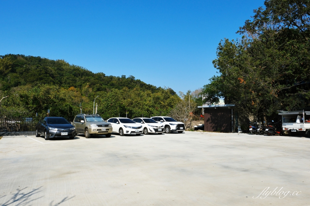 台中北屯｜托斯卡尼尼義大利庭園餐廳．大坑新開幕義式餐廳，橙色歐式城堡建築超吸睛 @飛天璇的口袋