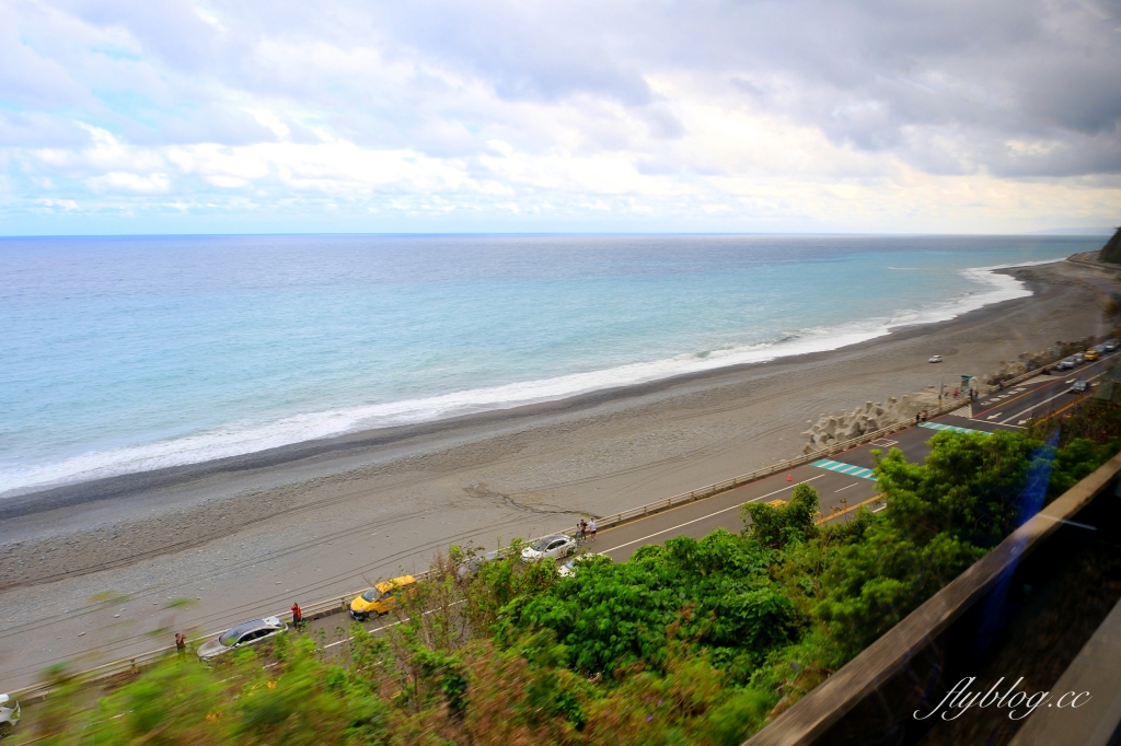 易遊網ezTravel獨家！【環島之星萌旅號】三麗鷗家族主題列車，豪華座椅、特色餐食、卡拉OK，一日環島體驗 @飛天璇的口袋