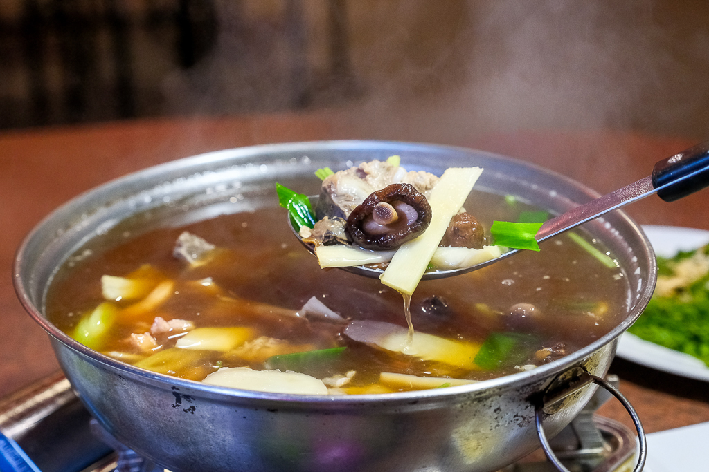 台中北屯｜溫叨古早味料理餐廳．米其林指南推薦台菜餐廳，在三合院吃古早味辦桌 @飛天璇的口袋