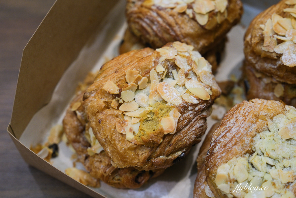 台北松山｜KANG Artisan Bakery．黃仁勳最愛的杏仁可頌，前文華東方烘焙主廚 @飛天璇的口袋