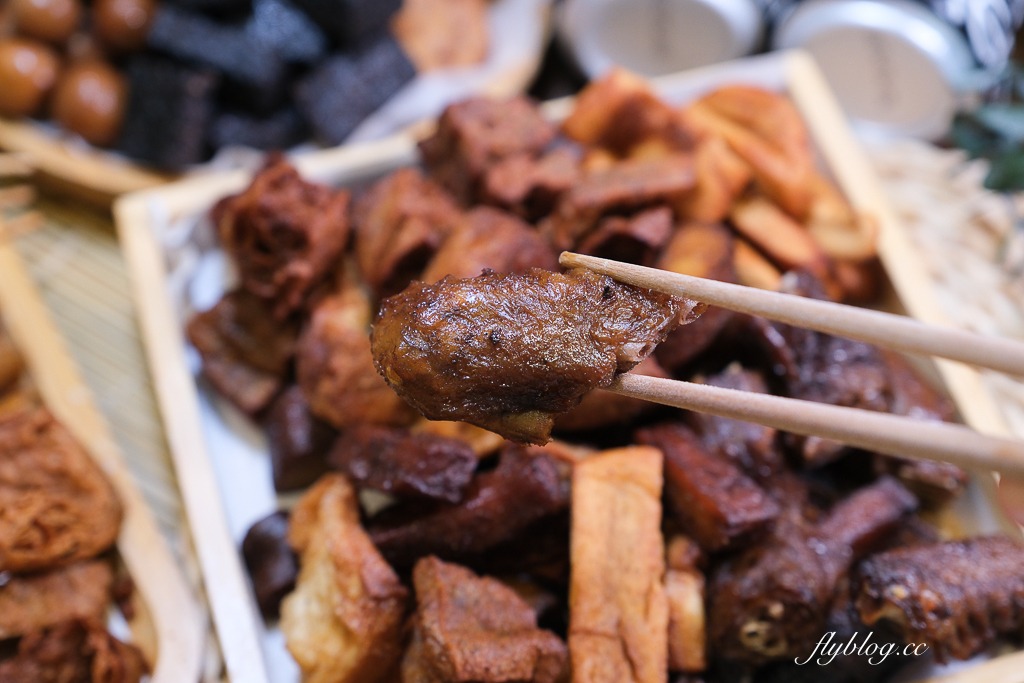 台中北屯｜酥文人東山鴨頭興安店．原忠孝夜市珍東山鴨頭，必點超好吃招牌炸豆皮 @飛天璇的口袋