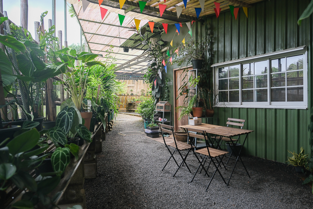 泰國攀牙｜Ban Bai Tea Cafe บ้านใบ．攀牙文青風茶店，結合茶、咖啡和點心 @飛天璇的口袋
