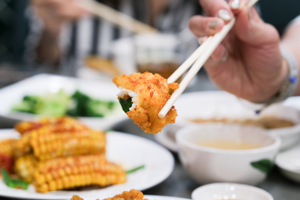 澳門氹仔｜肥仔文美食．遵循古法手打竹升麵，澳門宵夜場美食必點水蟹粥 @飛天璇的口袋