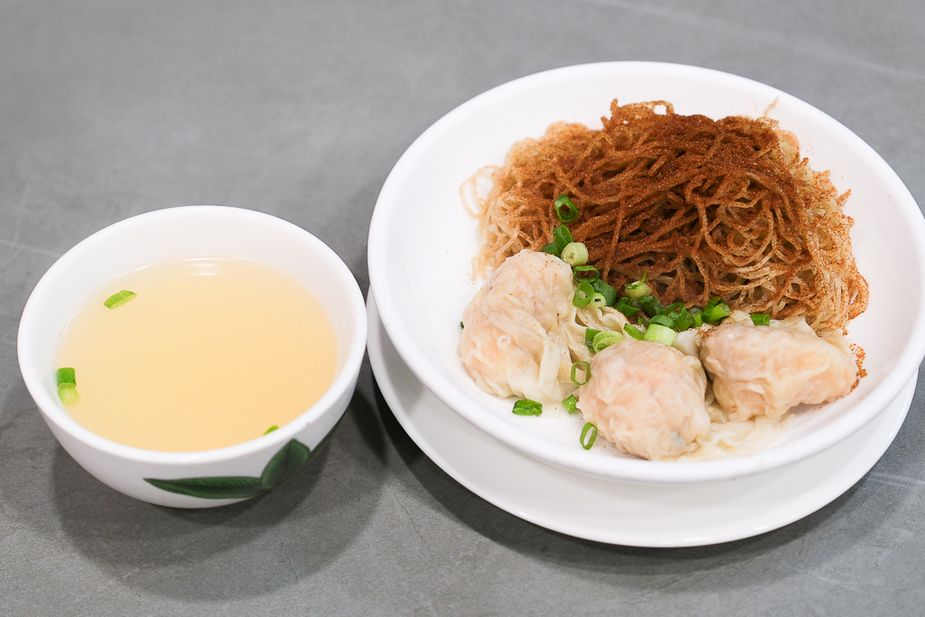 澳門氹仔｜肥仔文美食．遵循古法手打竹升麵，澳門宵夜場美食必點水蟹粥 @飛天璇的口袋