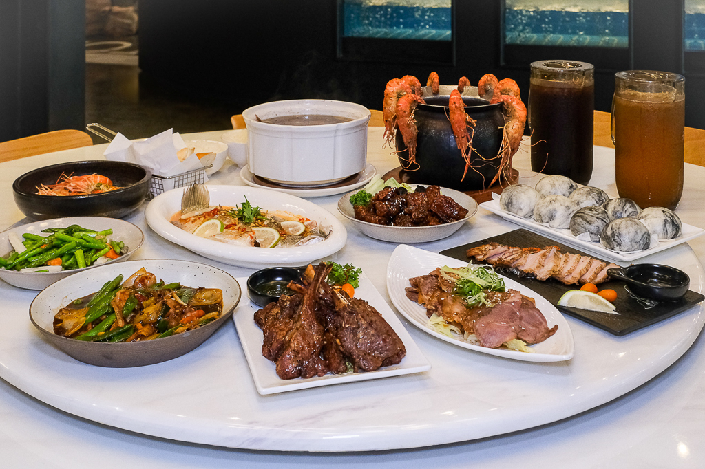 受保護的內容: 台中北屯｜鴻龍宴活蝦料理．8人套餐4599元10道佳餚，2025台中父親節餐廳推薦 @飛天璇的口袋