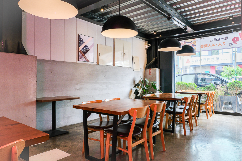 台中北屯｜鴻龍宴活蝦料理．8人套餐4599元10道佳餚，2025台中父親節餐廳推薦 @飛天璇的口袋