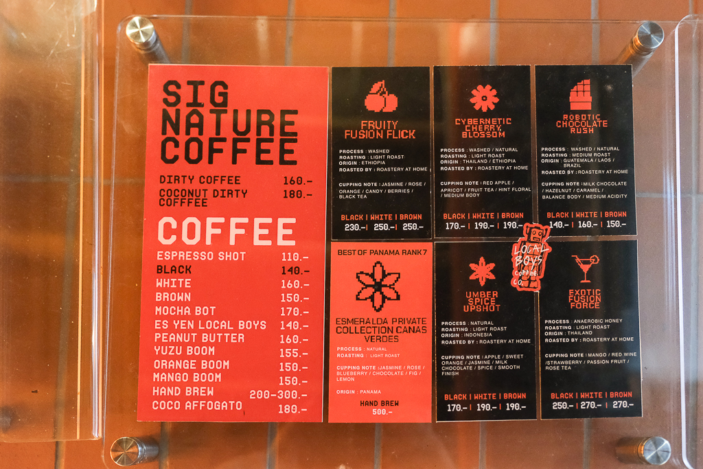 泰國曼谷｜Local Boys Coffee．一開幕就爆紅引發打卡風潮，曼谷嵩越路人氣咖啡館 @飛天璇的口袋