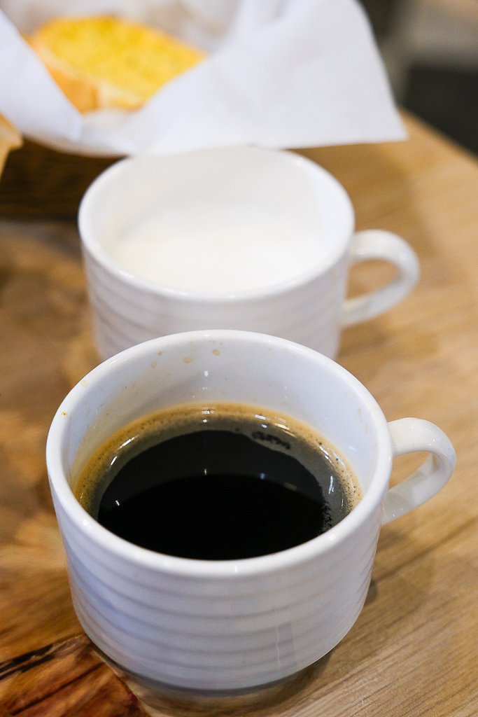 台中東區｜瀧厚炙燒熟成牛排．290元起濕式熟成牛排，湯品飲料無限使用 @飛天璇的口袋