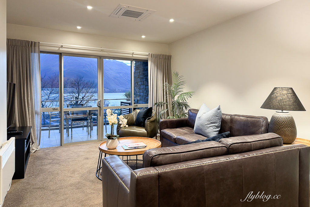 紐西蘭瓦納卡｜Lakeside Apartments Wanaka．瓦納卡湖畔飯店，有露天游泳池和三溫暖水池 @飛天璇的口袋