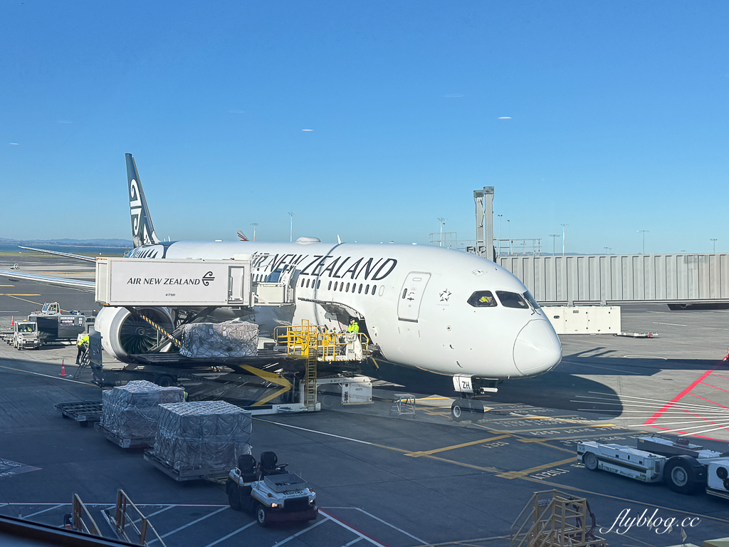 【紐西蘭航空】台北唯一直飛奧克蘭，全球首架波音787-9夢幻客機，NZ78豪華商務艙開箱 @飛天璇的口袋