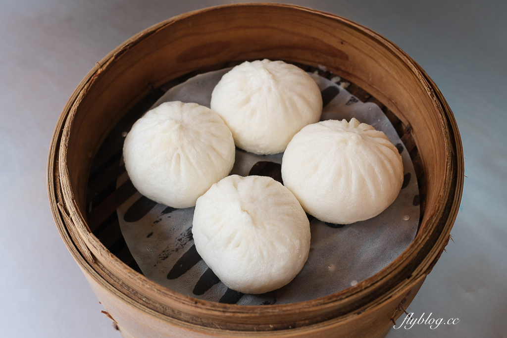 台中西區｜添上海點心肉包．第五市場平價美食，招牌油豆腐細粉必點 @飛天璇的口袋
