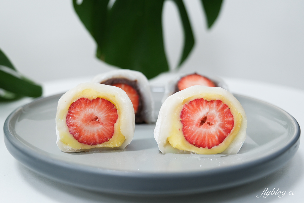 台中北屯|洪記阿公麻糬.水湳市場擺攤到實體店面,冬季限定草莓麻糬上市了 @飛天璇的口袋 台中北屯|洪記阿公麻糬.水湳市場擺攤到實體店面,冬季限定草莓麻糬上市了 @飛天璇的口袋