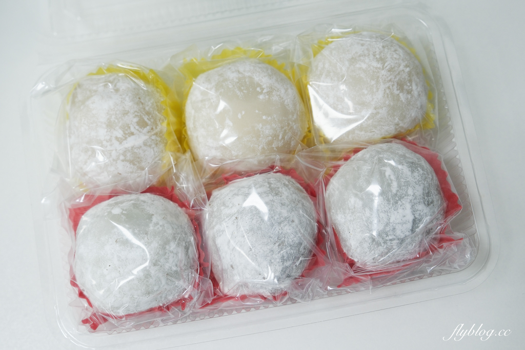 台中北屯｜洪記阿公麻糬．水湳市場擺攤到實體店面，冬季限定草莓麻糬上市了 @飛天璇的口袋