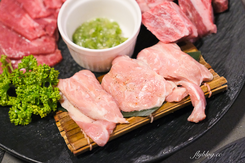 台中太平｜紅桧燒肉鍋物．蔬菜百匯火鍋吃到飽，啤酒清酒梅酒無限暢飲 @飛天璇的口袋