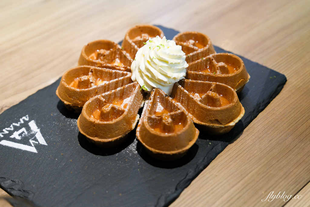 台北中山|4MANO CAFFÉ X classic.晶華酒店甜點,必點麻糬鬆餅 @飛天璇的口袋 台北中山|4MANO CAFFÉ X classic.晶華酒店甜點,必點麻糬鬆餅 @飛天璇的口袋