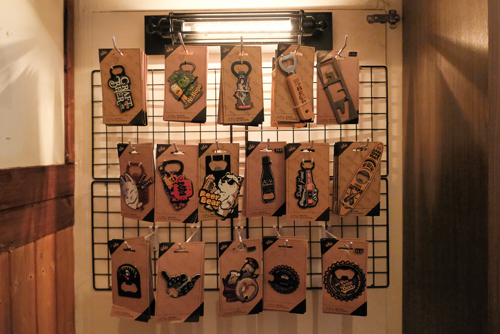 新北林口｜ABV日式居酒館．全台唯一日本稻草燒，超過300種全球精釀啤酒 @飛天璇的口袋